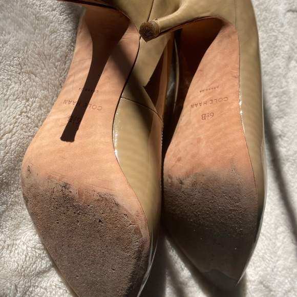 Cole Haan heels size 6 1/2 - Picture 4 of 6